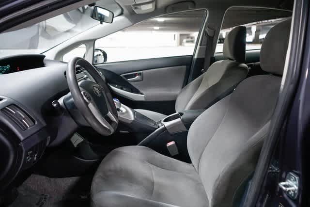 Thumbnail: 2015 Toyota Prius - 17