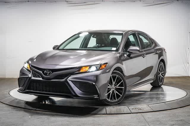 Thumbnail: 2022 Toyota Camry - 1