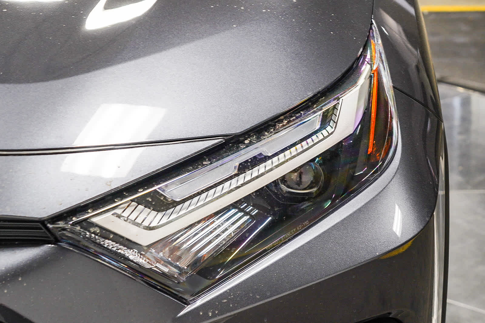 Thumbnail: 2025 Toyota RAV4 - 8