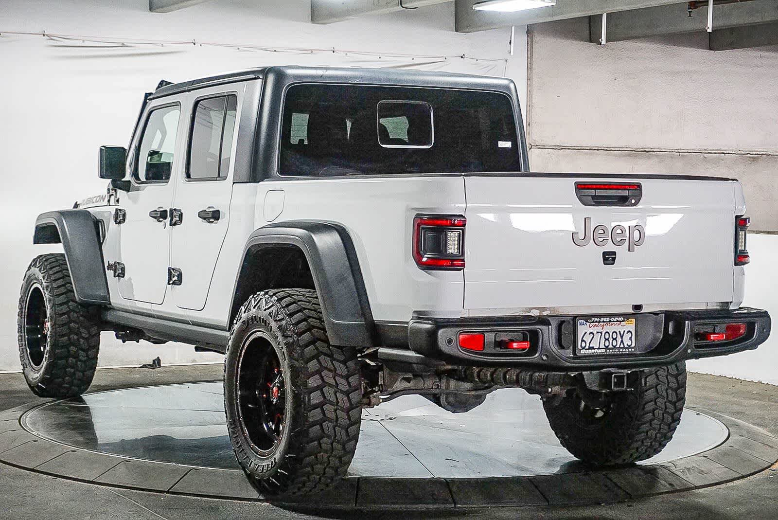 Thumbnail: 2020 Jeep Gladiator - 8