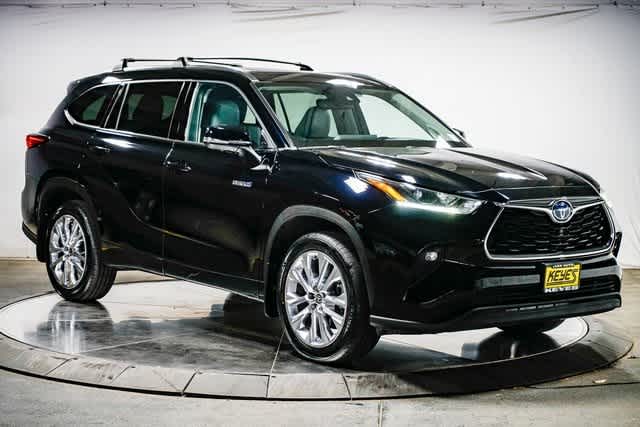Thumbnail: 2021 Toyota Highlander - 5
