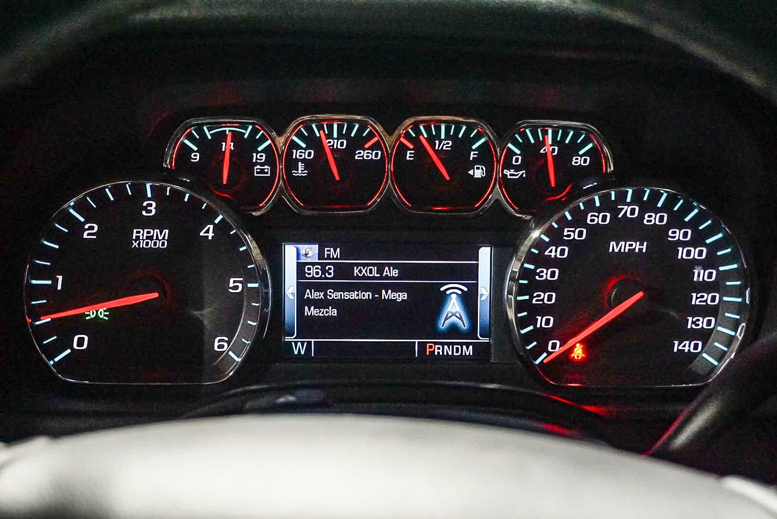 Thumbnail: 2016 Chevrolet Tahoe - 24