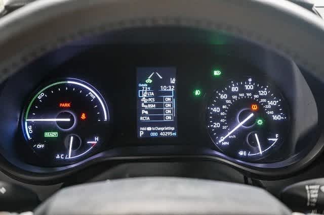 Thumbnail: 2021 Toyota Sienna - 27