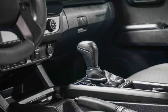 Thumbnail: 2021 Toyota Tacoma - 23