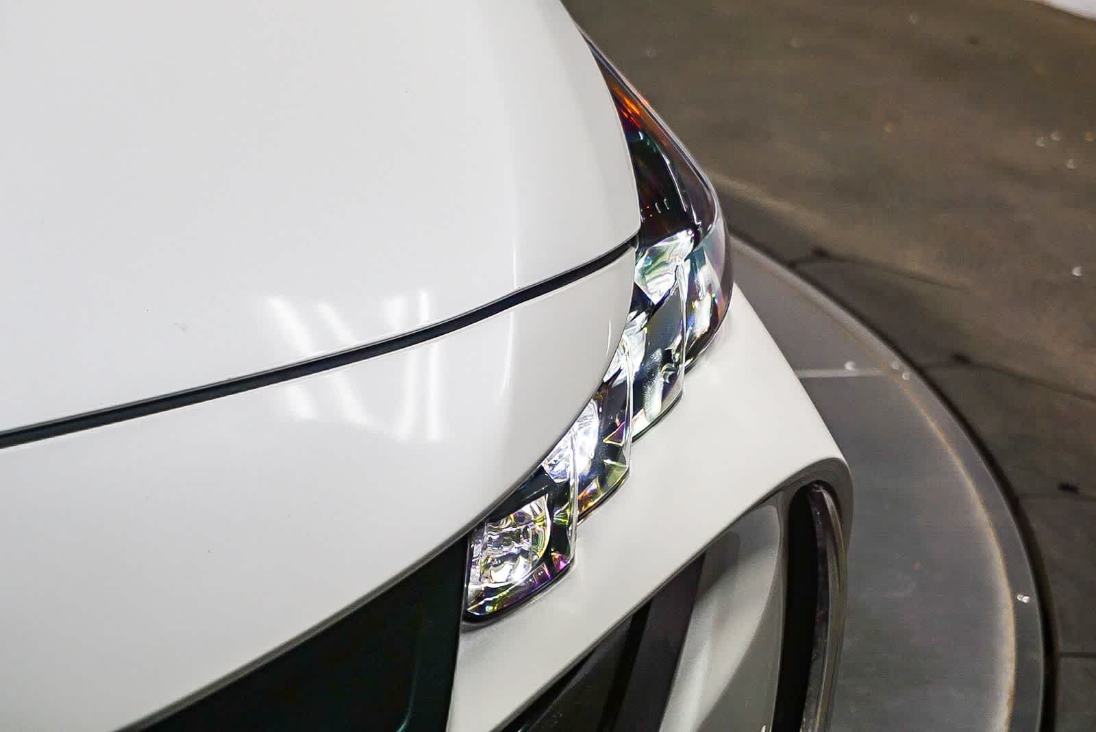 Thumbnail: 2019 Toyota Prius Prime - 5