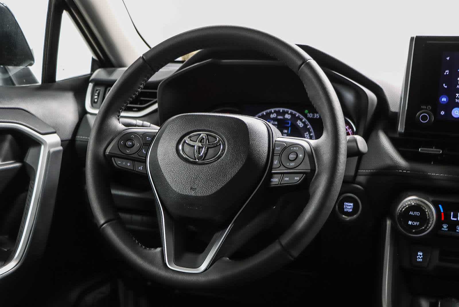 Thumbnail: 2025 Toyota RAV4 - 38