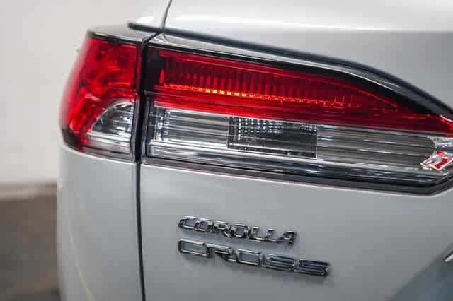 Thumbnail: 2022 Toyota Corolla Cross - 12