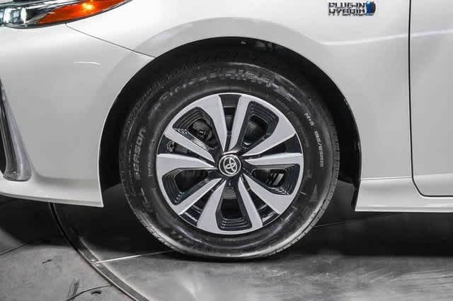 Thumbnail: 2018 Toyota Prius Prime - 9