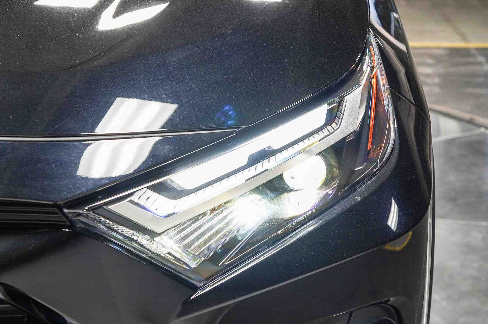 Thumbnail: 2025 Toyota RAV4 - 8