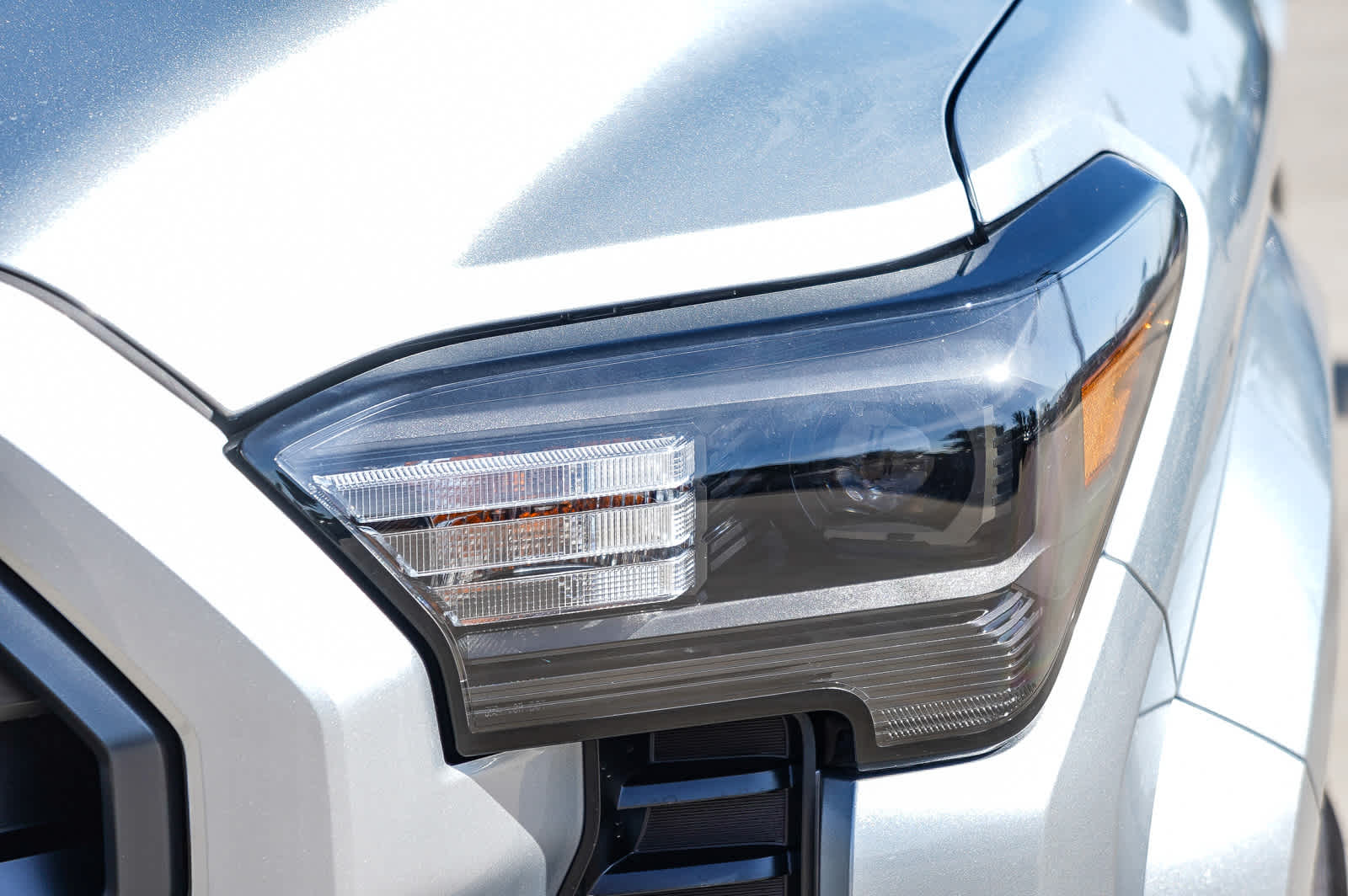 2025 Toyota Tacoma SR5 8