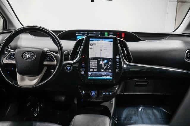 Thumbnail: 2018 Toyota Prius Prime - 14