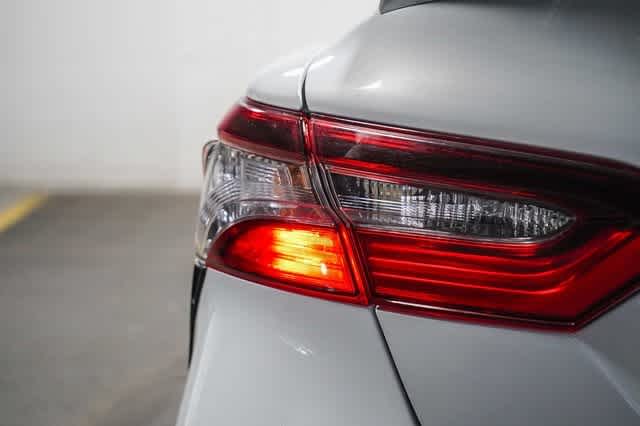 Thumbnail: 2023 Toyota Camry - 12