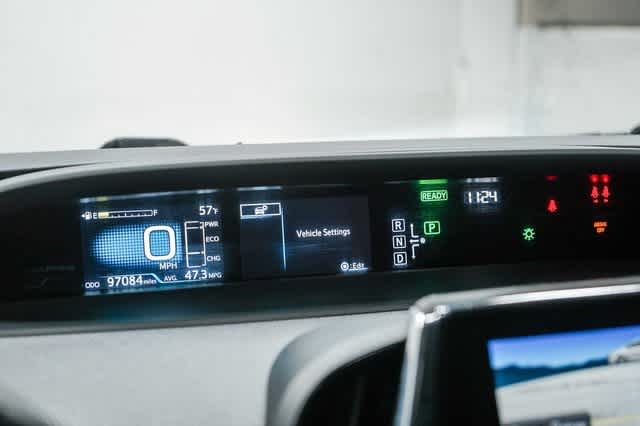 Thumbnail: 2018 Toyota Prius Prime - 26