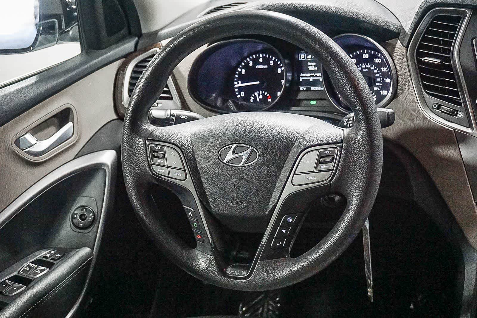 Thumbnail: 2017 Hyundai Santa Fe - 16