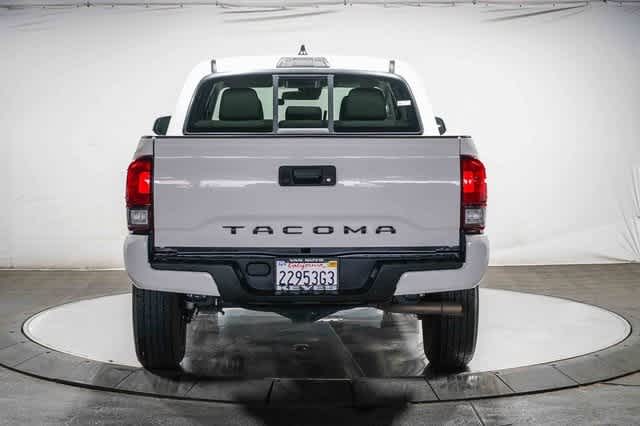 Thumbnail: 2021 Toyota Tacoma - 3