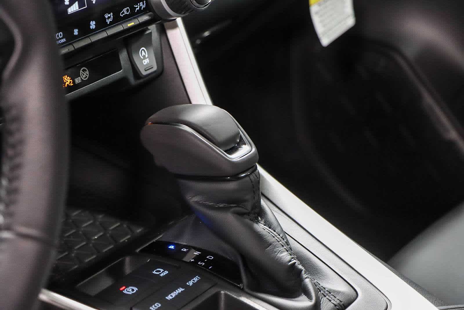 Thumbnail: 2025 Toyota RAV4 - 43