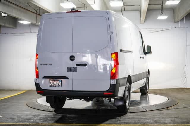 Thumbnail: 2023 Mercedes-Benz Sprinter - 3