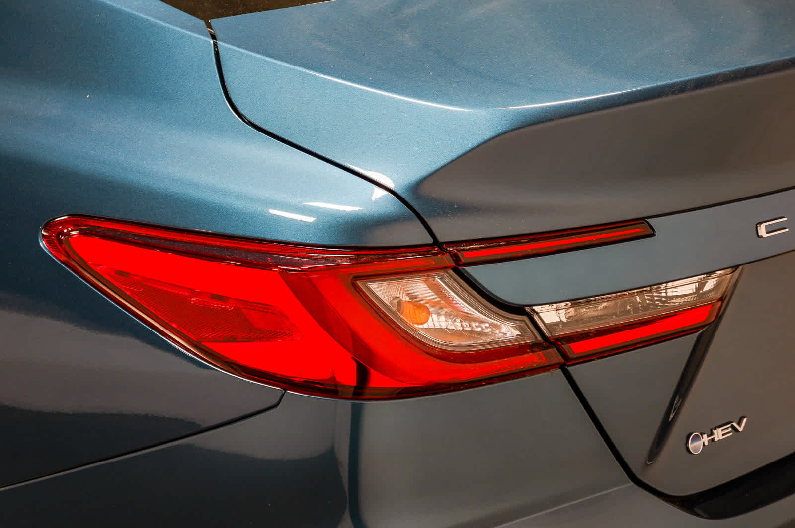 Thumbnail: 2025 Toyota Camry - 9