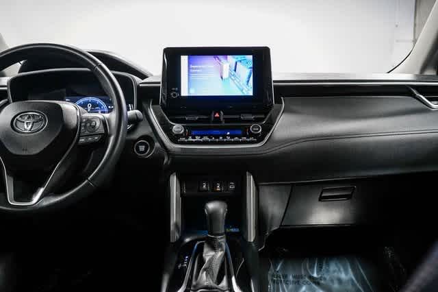 Thumbnail: 2023 Toyota Corolla Cross - 14