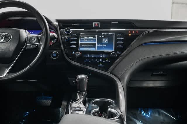 Thumbnail: 2019 Toyota Camry - 13