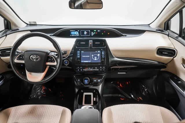 Thumbnail: 2016 Toyota Prius - 13
