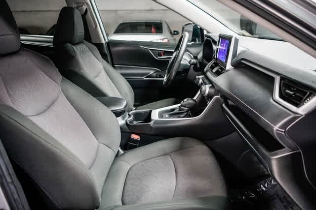 Thumbnail: 2023 Toyota RAV4 - 16