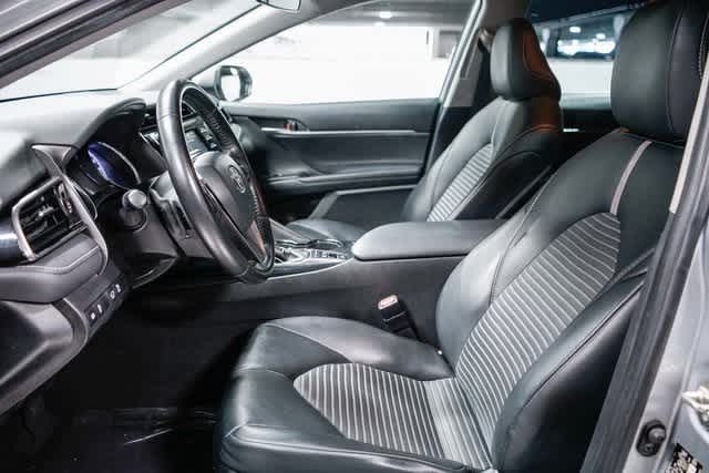 Thumbnail: 2019 Toyota Camry - 16