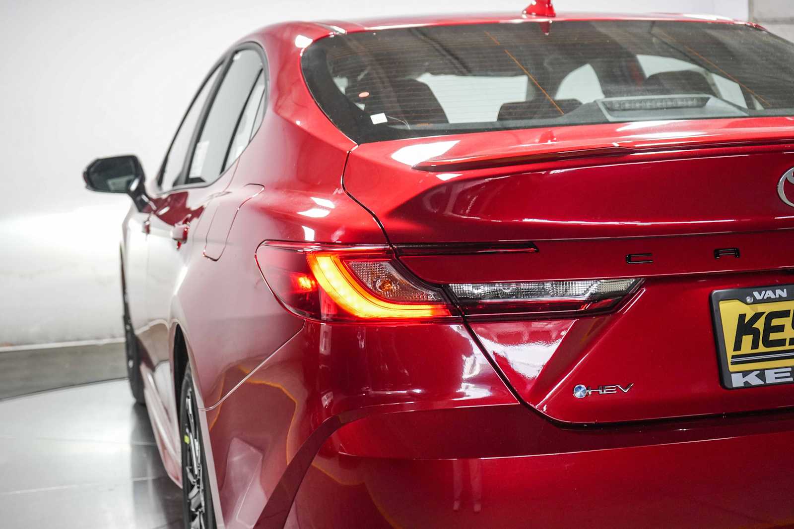 Thumbnail: 2025 Toyota Camry - 10