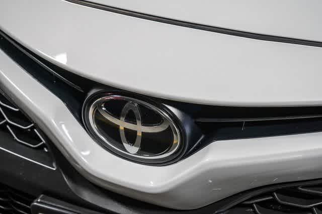 Thumbnail: 2023 Toyota Camry - 9