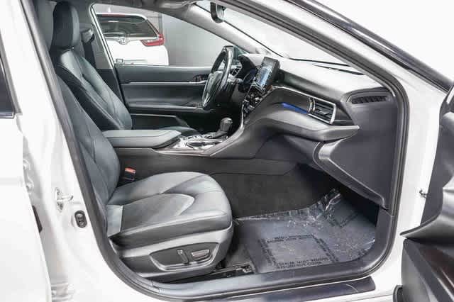 Thumbnail: 2022 Toyota Camry - 18