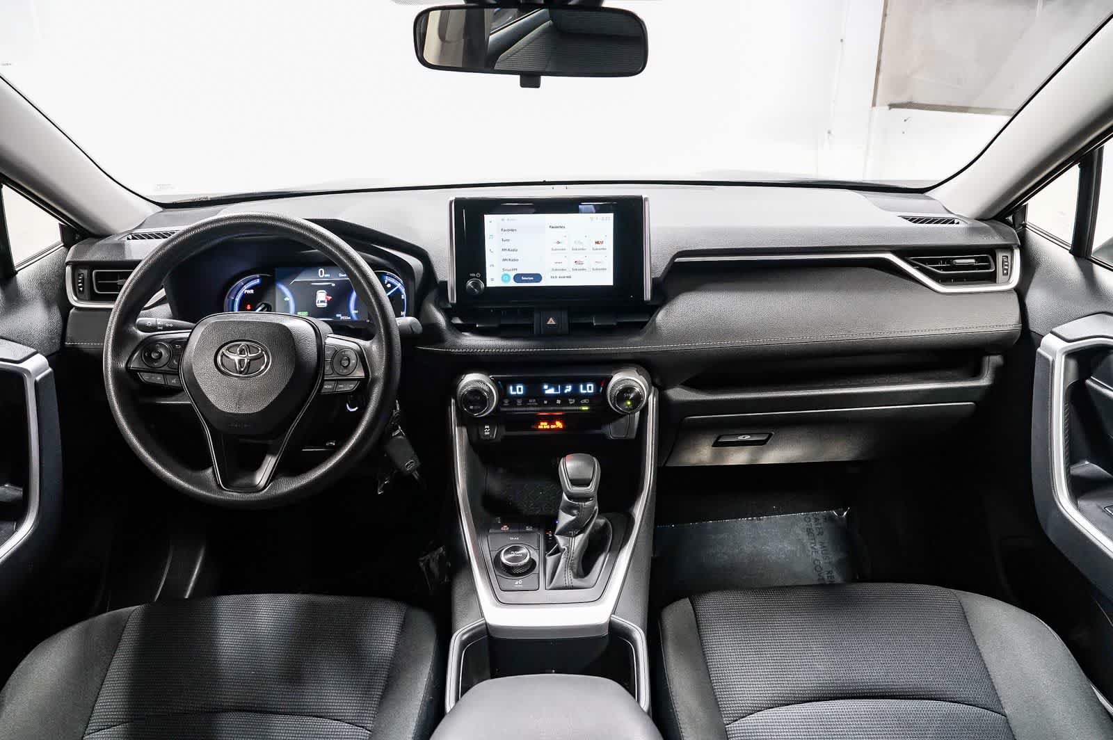 Thumbnail: 2025 Toyota RAV4 - 13