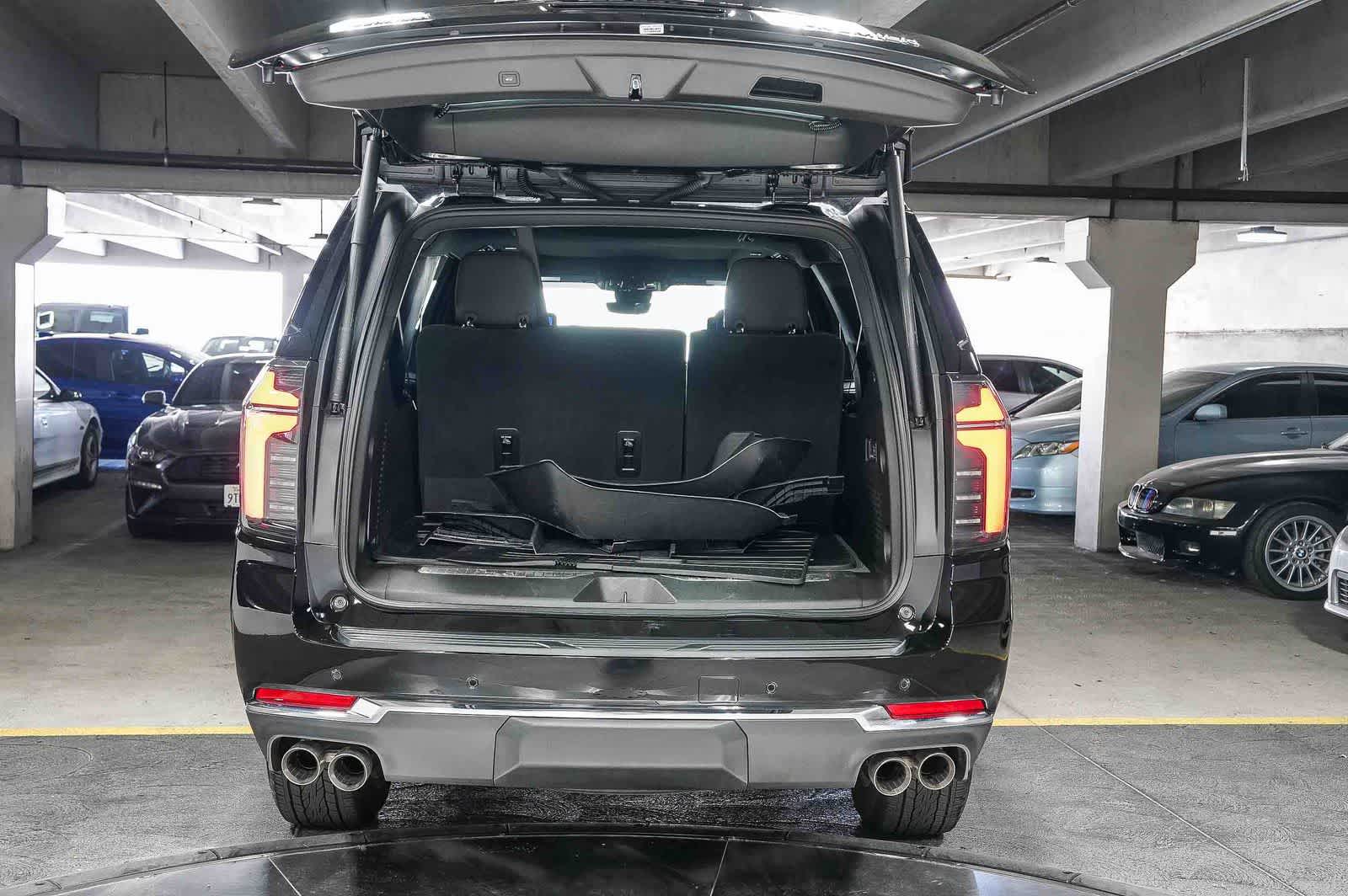 Thumbnail: 2025 Chevrolet Suburban - 27