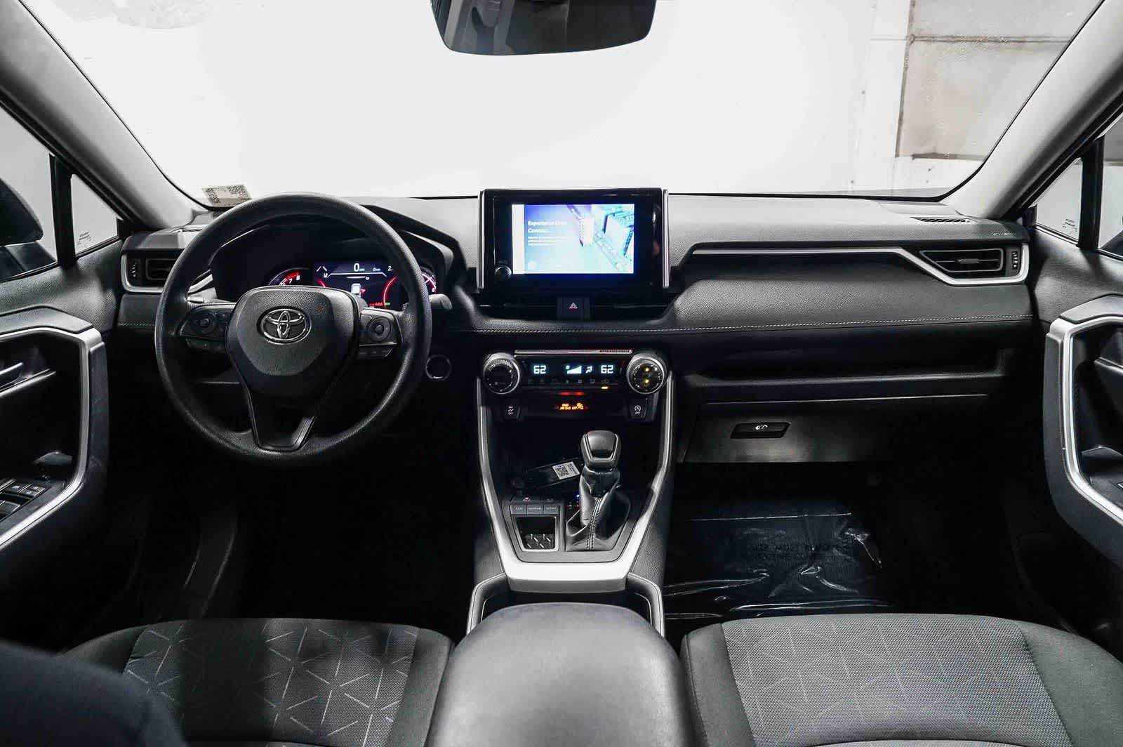 Thumbnail: 2024 Toyota RAV4 - 12