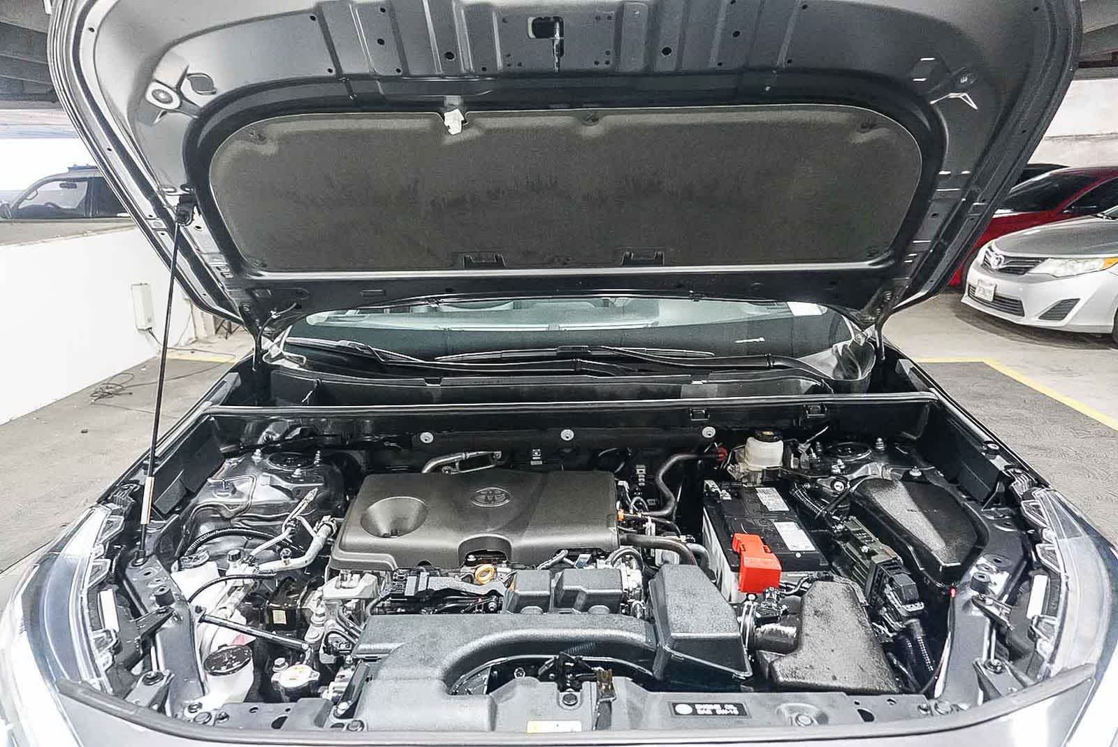 Thumbnail: 2025 Toyota RAV4 - 31