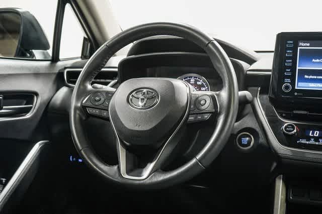 Thumbnail: 2022 Toyota Corolla Cross - 16