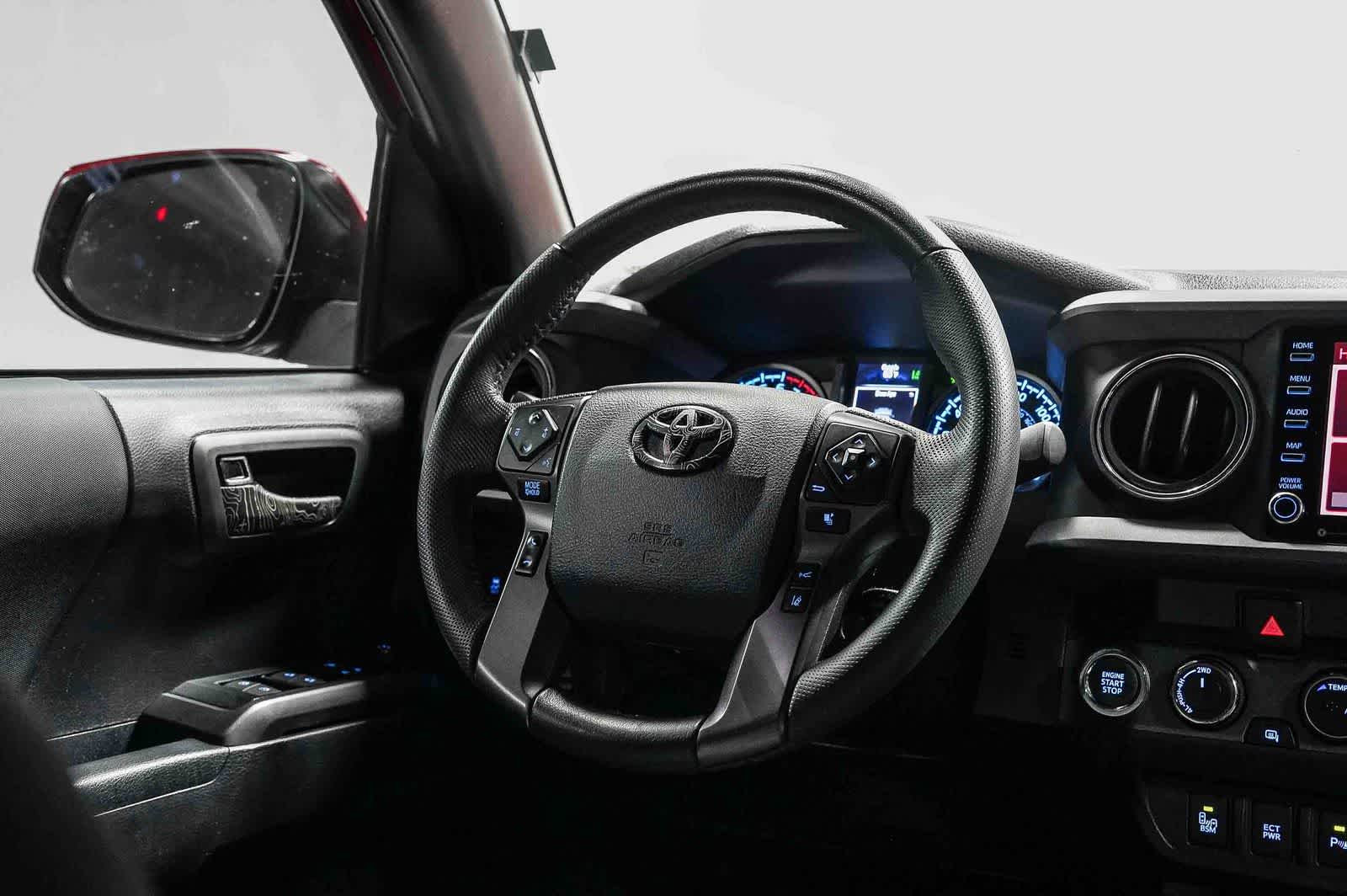 Thumbnail: 2023 Toyota Tacoma - 15