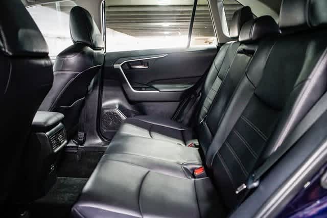 Thumbnail: 2022 Toyota RAV4 - 19