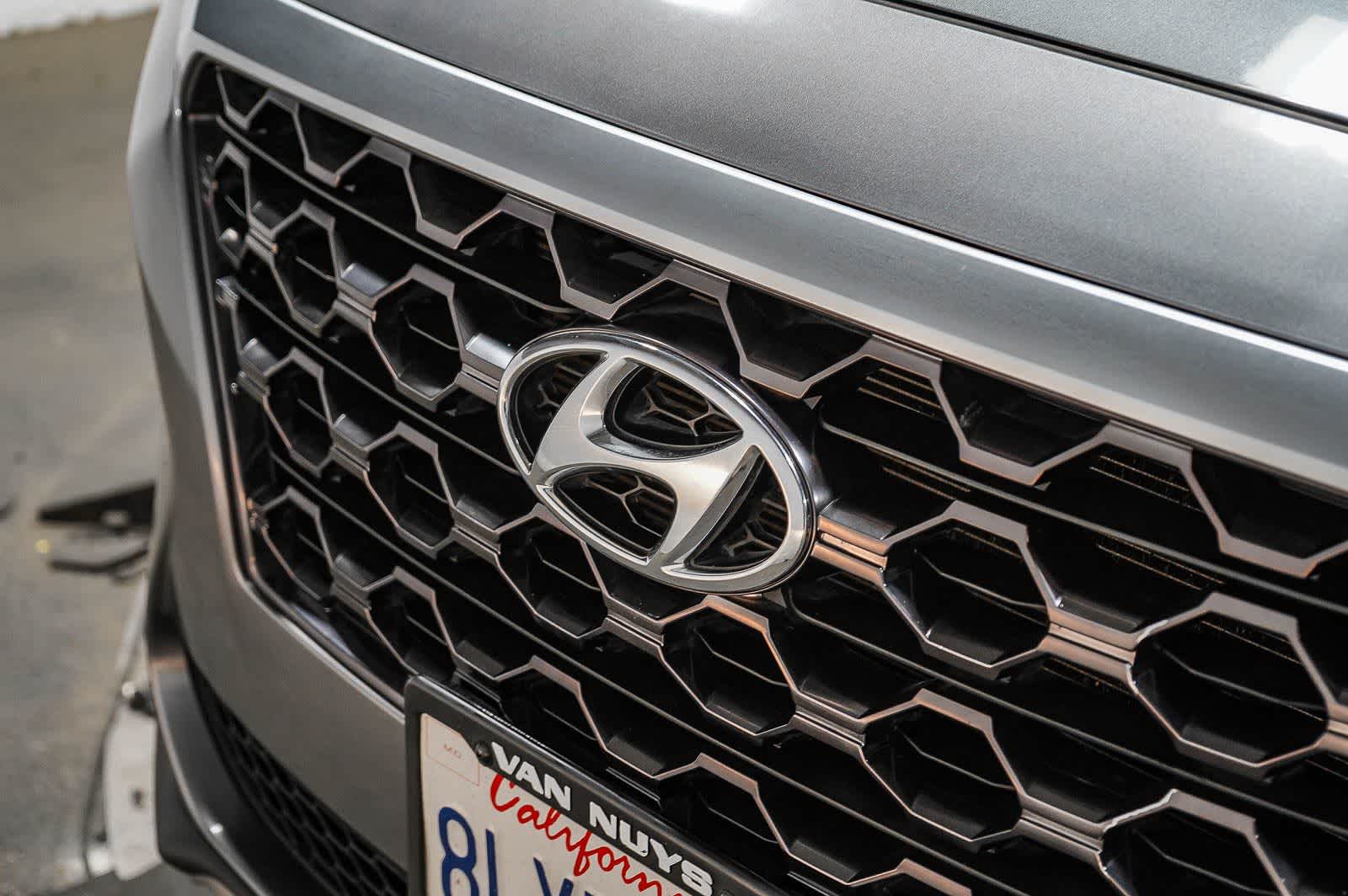 Thumbnail: 2019 Hyundai Santa Fe - 8