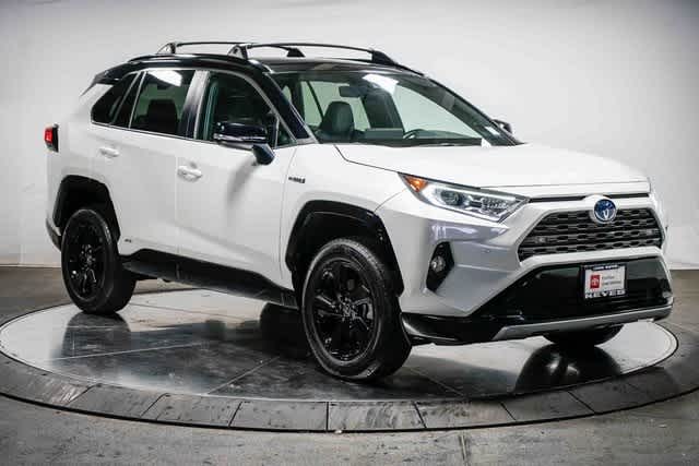 Thumbnail: 2021 Toyota RAV4 - 6
