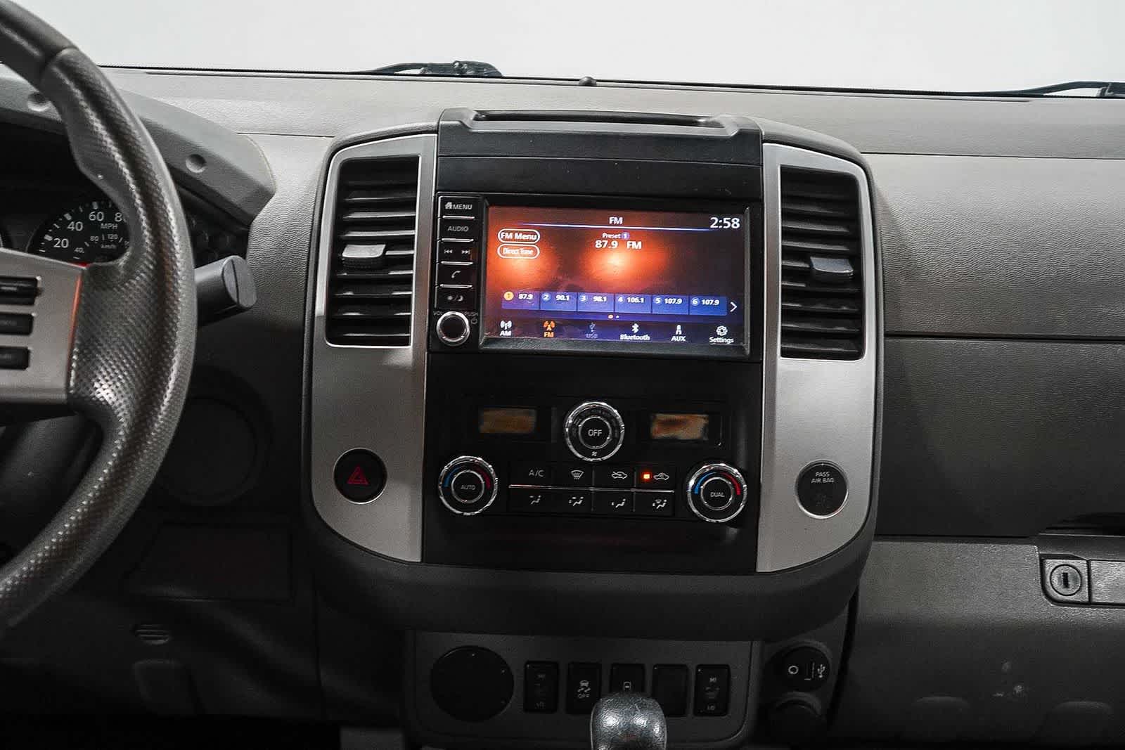 Thumbnail: 2020 Nissan Frontier - 13