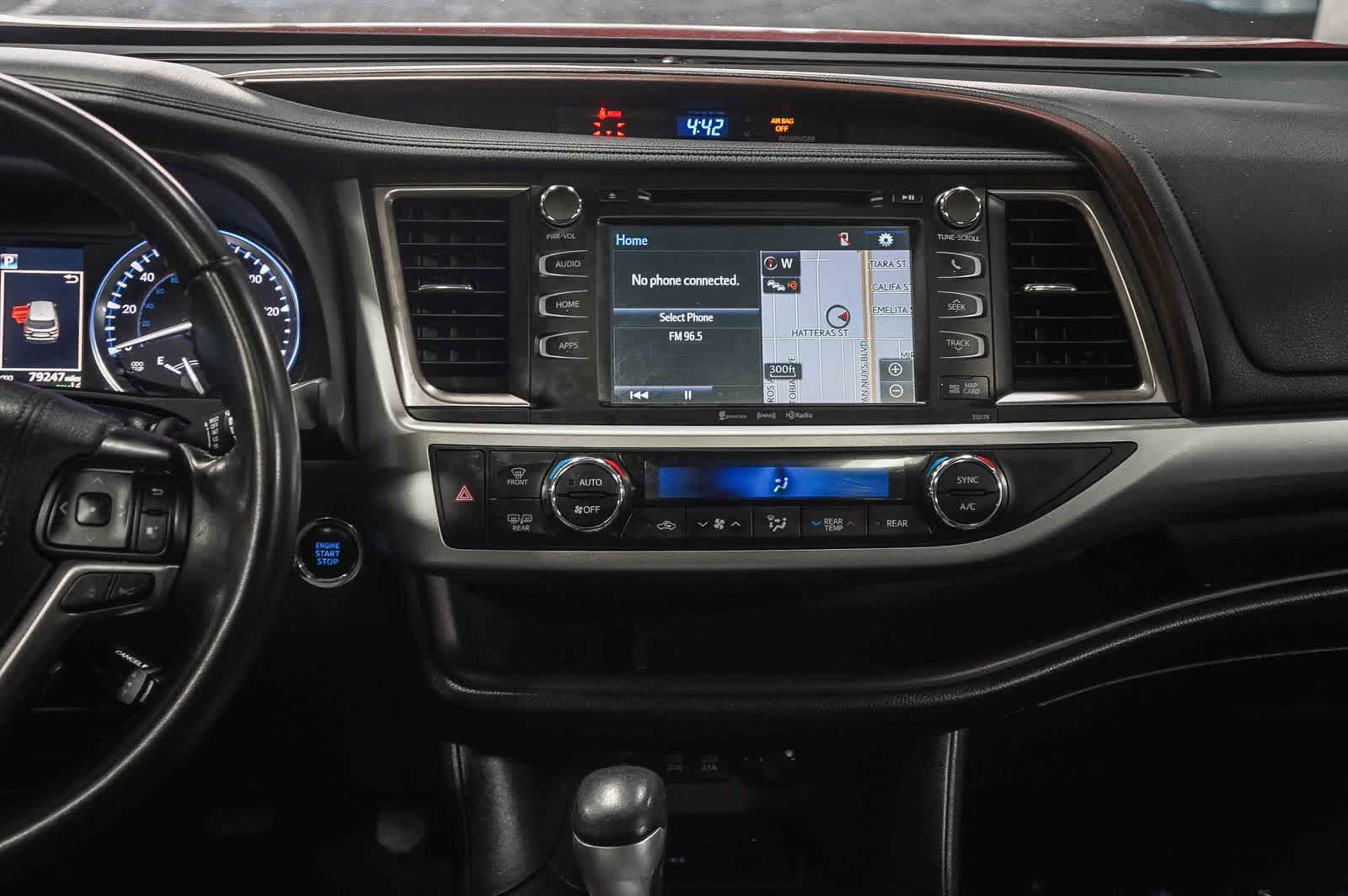 Thumbnail: 2018 Toyota Highlander - 13