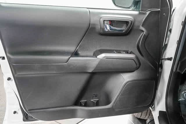 Thumbnail: 2023 Toyota Tacoma - 22