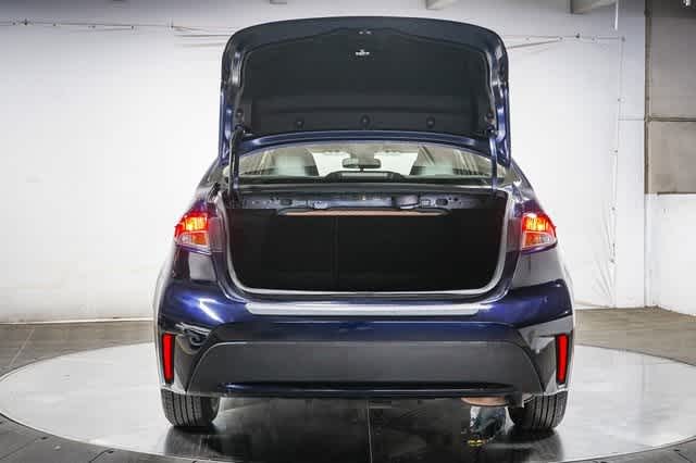 2020 Toyota Corolla LE 26