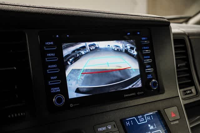 Thumbnail: 2020 Toyota Sienna - 24