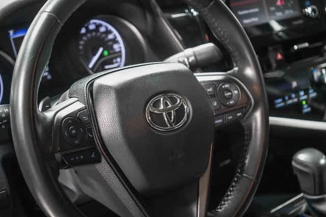 Thumbnail: 2023 Toyota Camry - 21