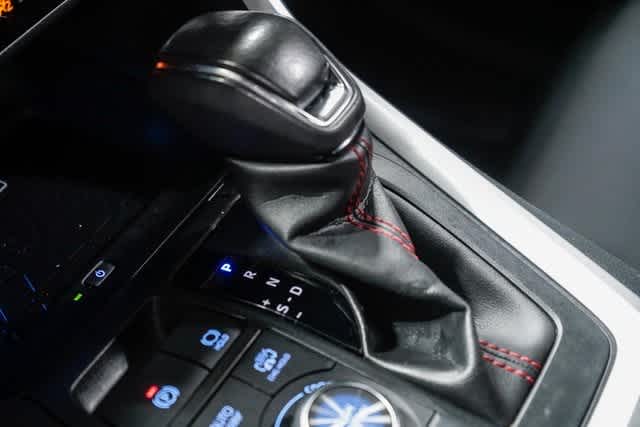 2022 Toyota RAV4 Prime XSE 22