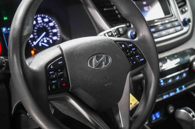 Thumbnail: 2016 Hyundai Tucson - 20