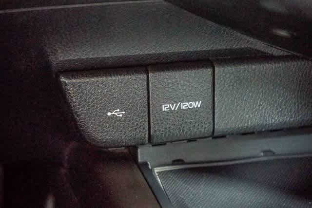 Thumbnail: 2023 Toyota Camry - 21