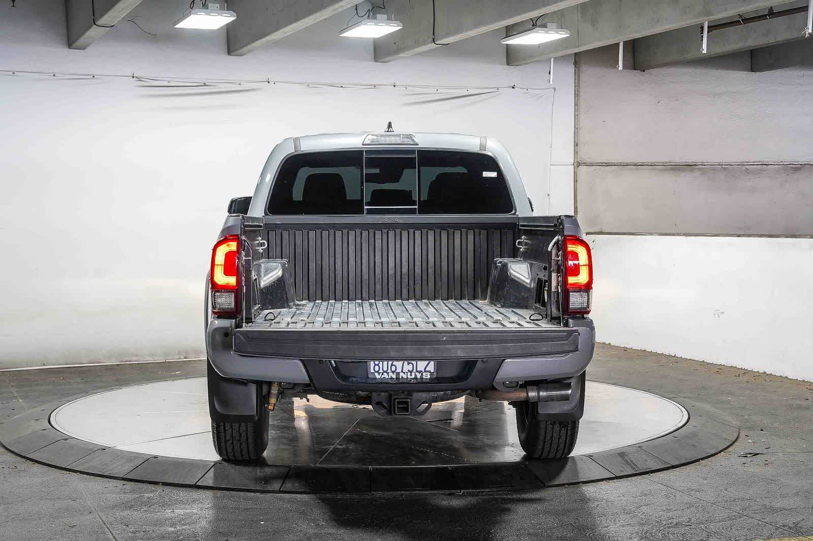 Thumbnail: 2018 Toyota Tacoma - 27