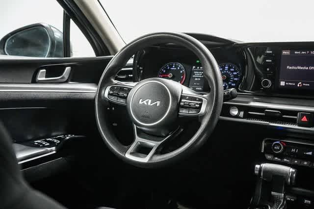 Thumbnail: 2022 Kia K5 - 15